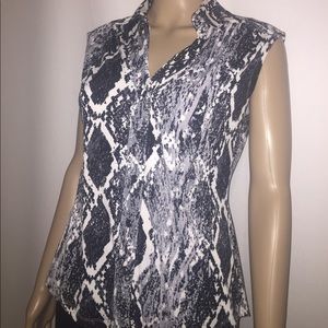 Cache Tops - CACHE black and white sleeveless button down top Cache Tops - CACHE black and white sleeveless button down top